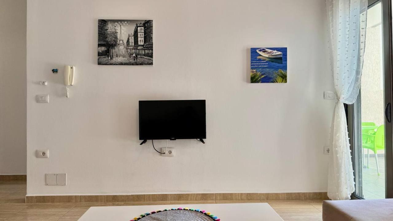 4 Seasons Sea View Apartment Саранда Экстерьер фото