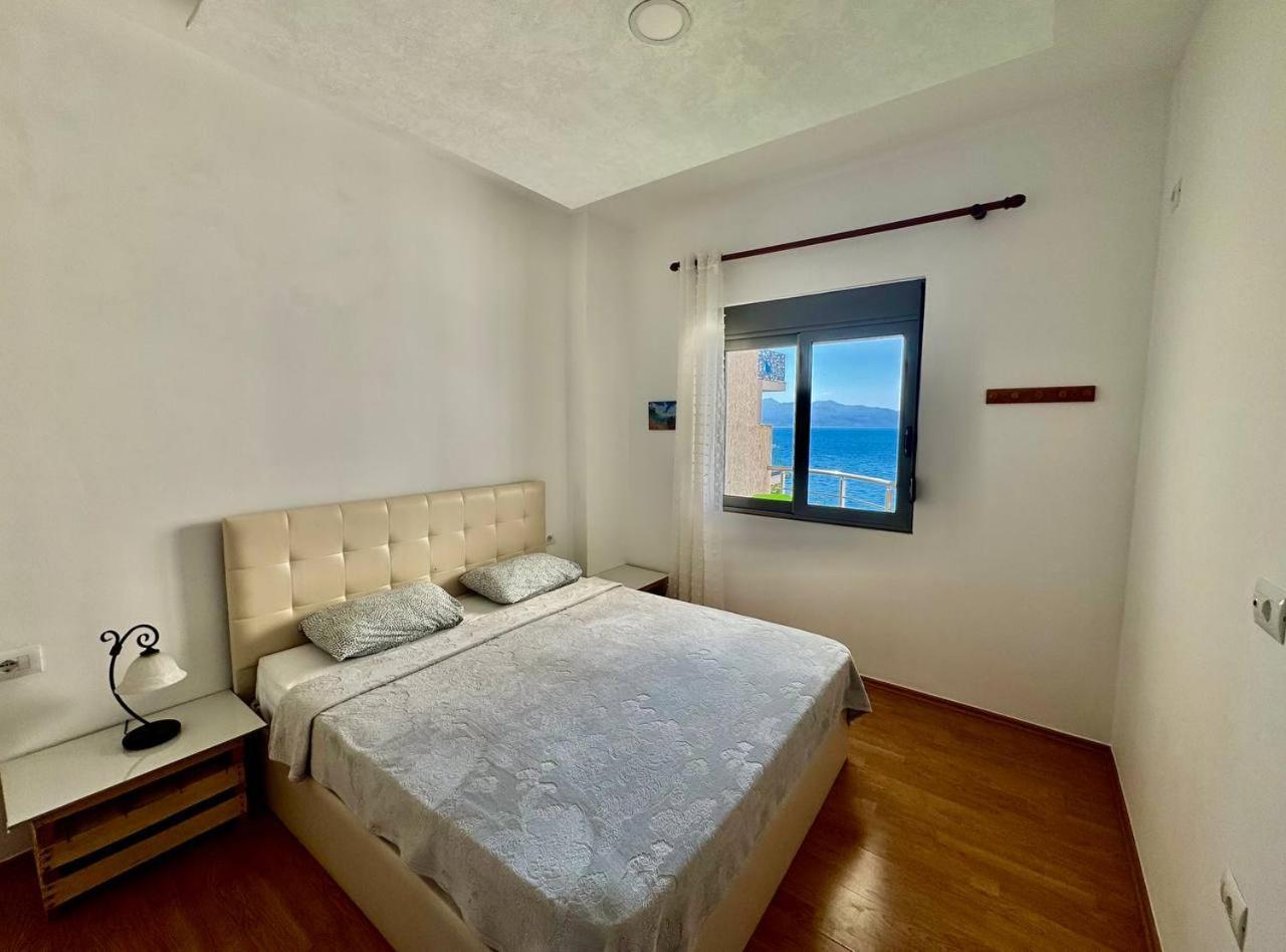4 Seasons Sea View Apartment Саранда Экстерьер фото