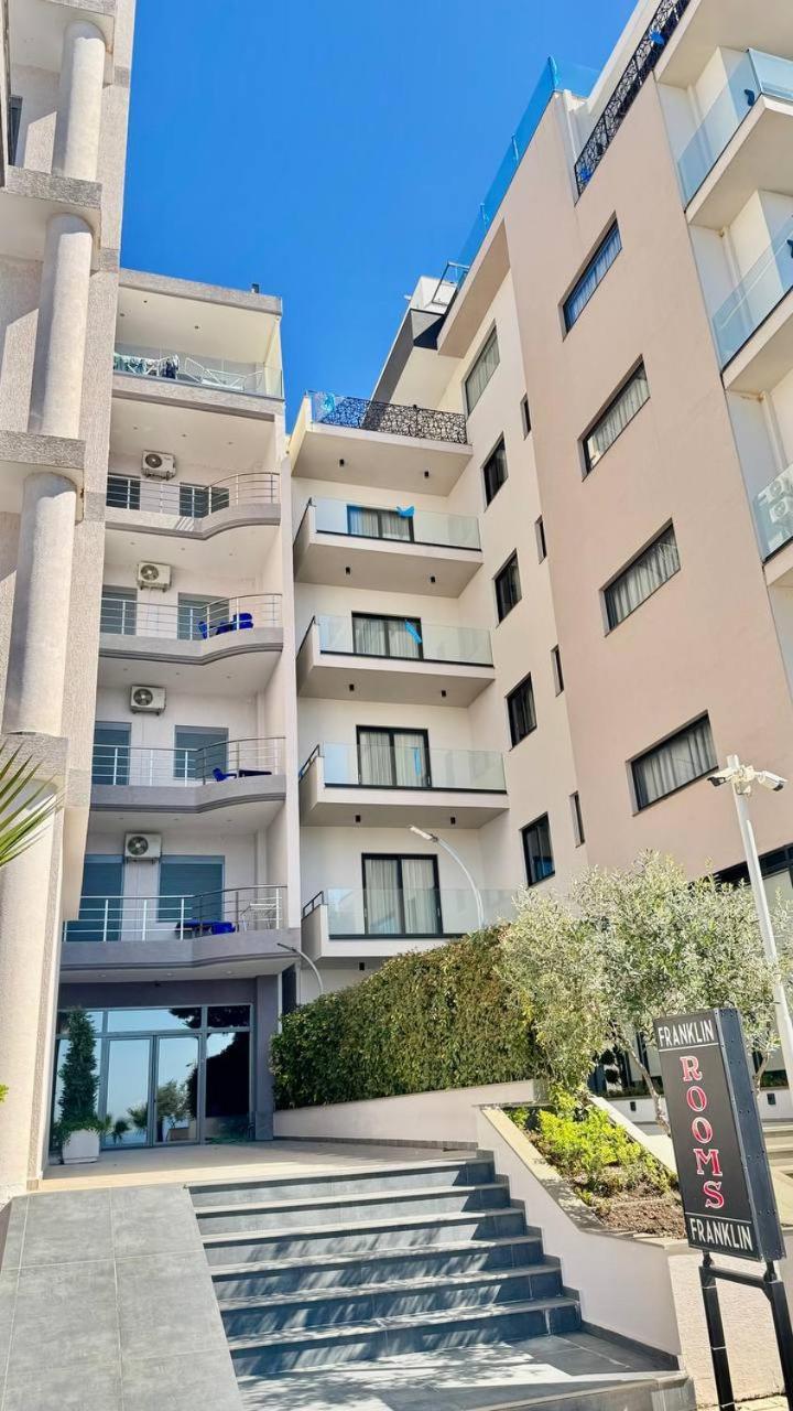 4 Seasons Sea View Apartment Саранда Экстерьер фото