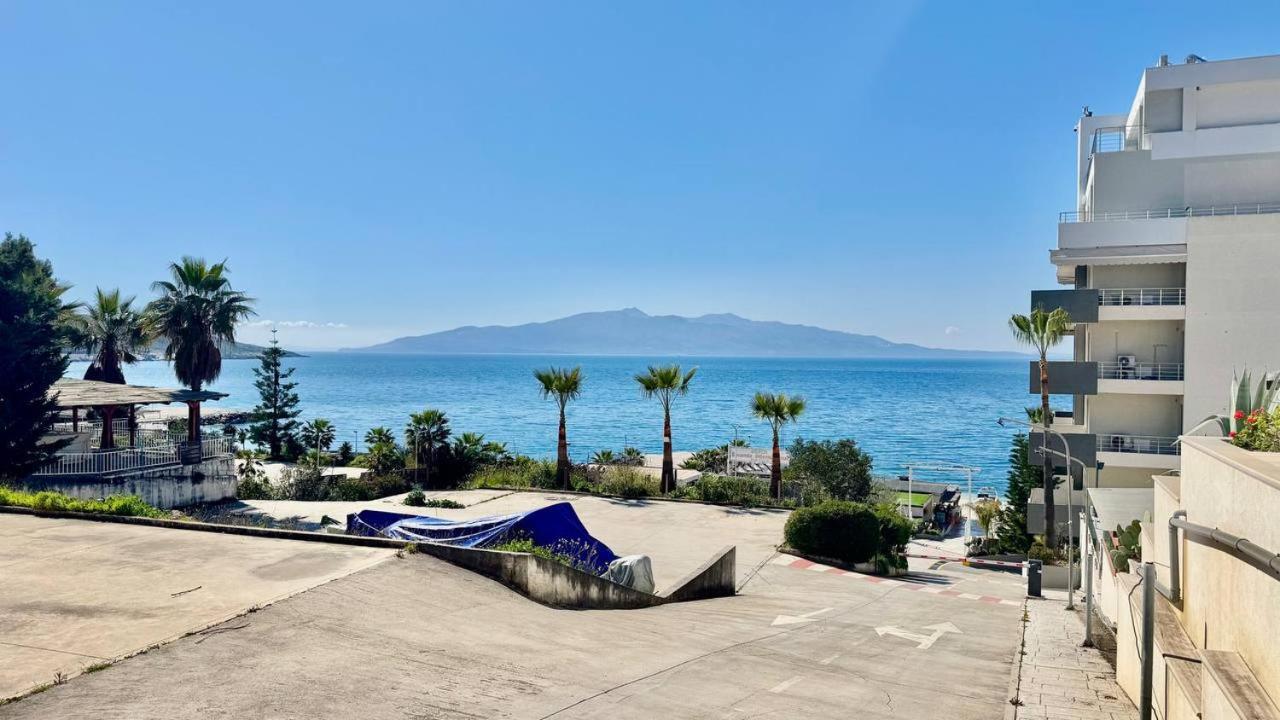 4 Seasons Sea View Apartment Саранда Экстерьер фото