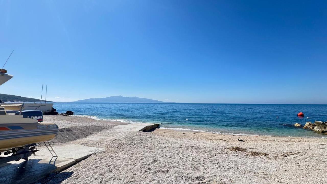 4 Seasons Sea View Apartment Саранда Экстерьер фото